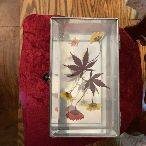 Vintage crystal jewelry box by Royal Limited circa 2000 for the May Company. - Picture 2 of 7